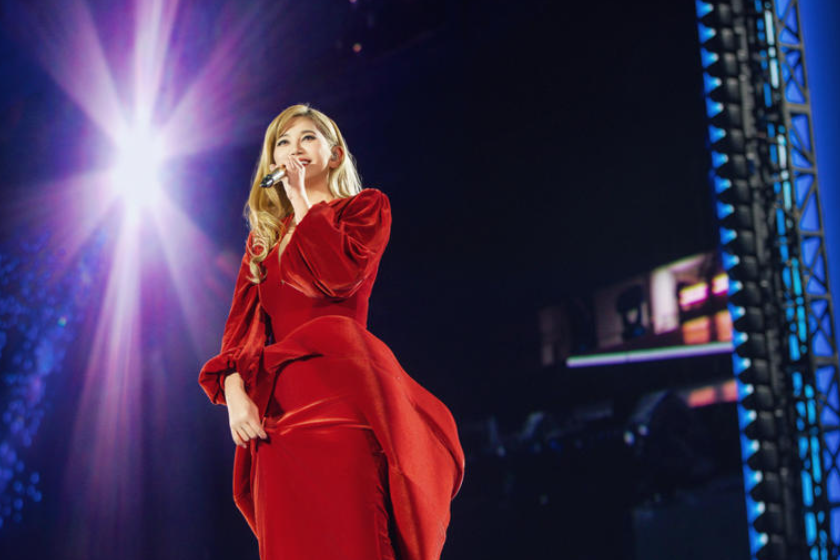 梁靜茹微博重啟後幾乎隱藏過往的照片。（圖／超級圓頂提供）